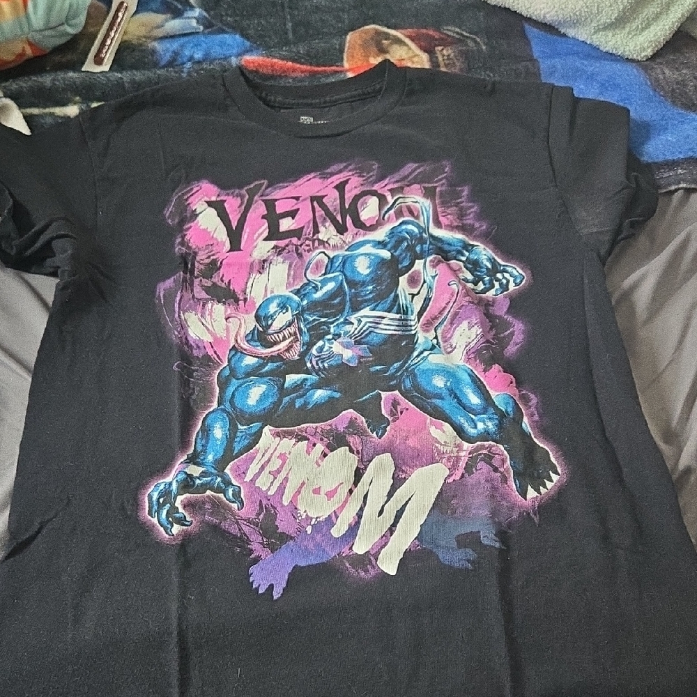 Venom Graphic Tee - Black